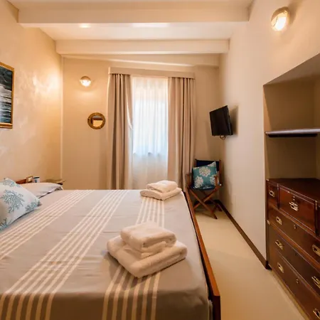 Le Tre Caravelle Affittacamere 4*
