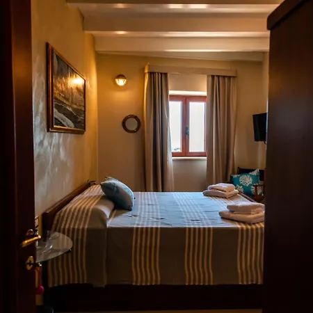 Le Tre Caravelle SantʼAntìoco